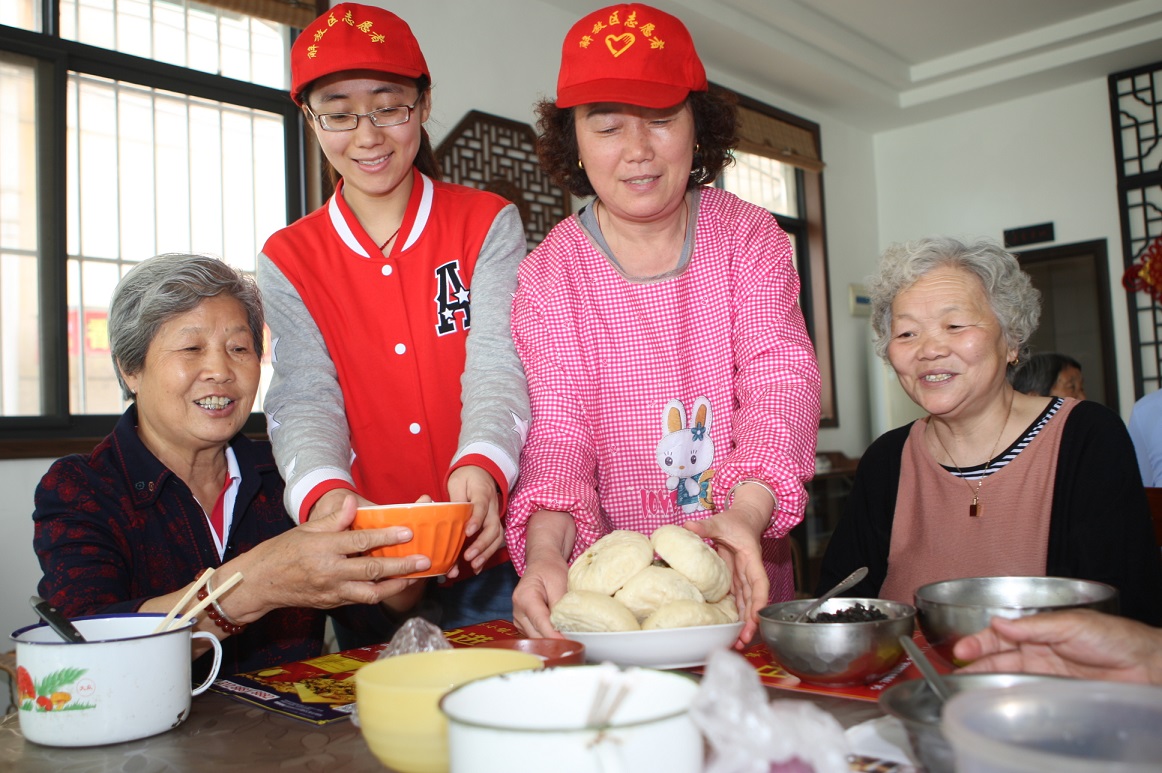 图片新闻:解放区“爱心午餐”餐厅传递社会正能量_通讯员之家_焦作网