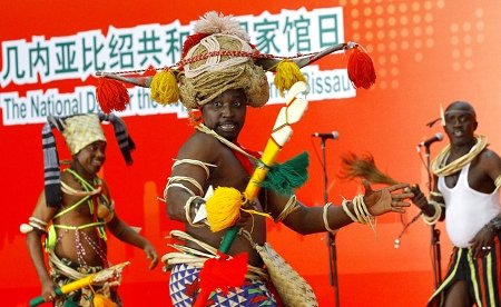 中秋3天假世博游客超150万 再创单日游客新高